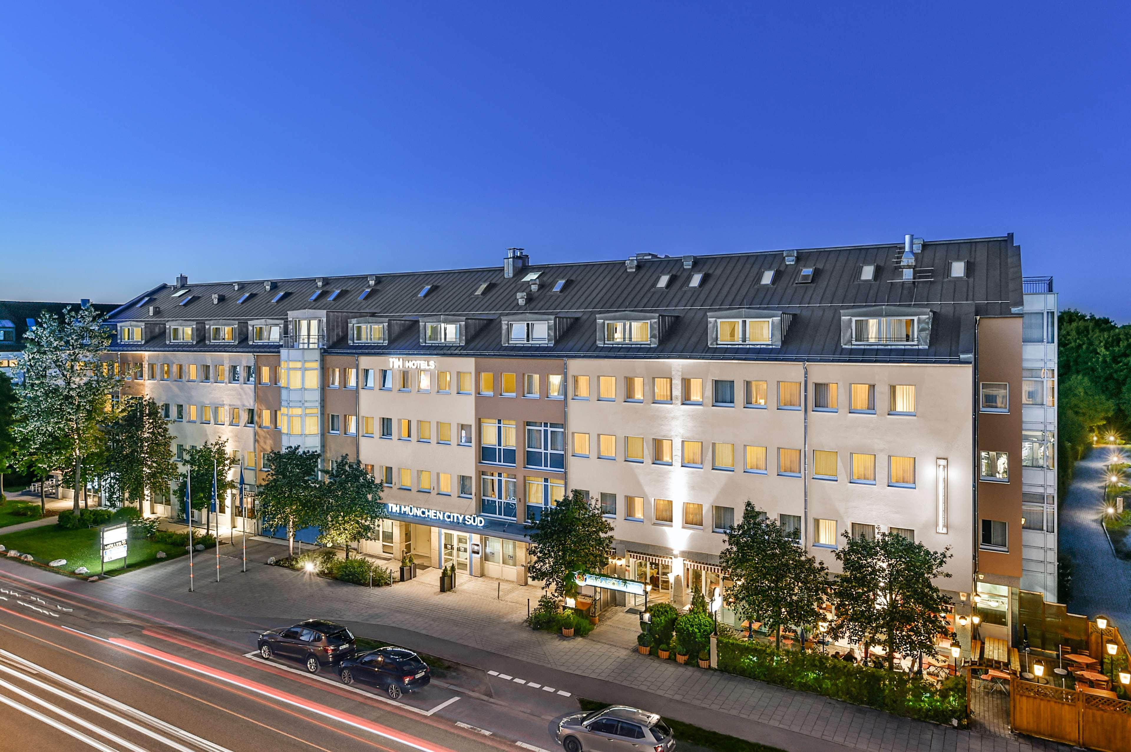 Nh Muenchen City Sued Exterior foto